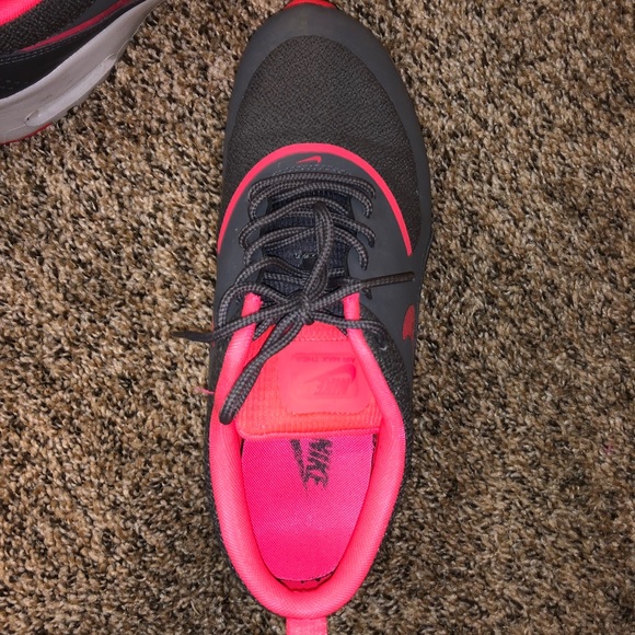 Nike Air Max Thea Shoes - Picture 3 of 6